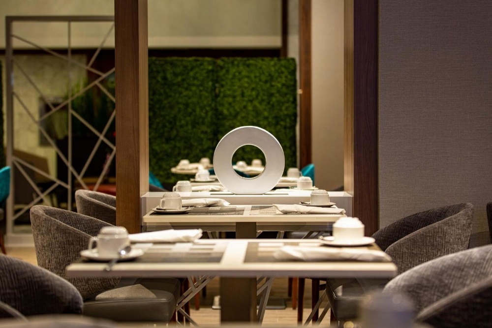 Holiday Inn Toronto Downtown Centre Main image